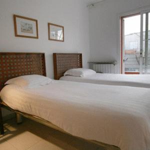 Girona Apartments Экстерьер фото