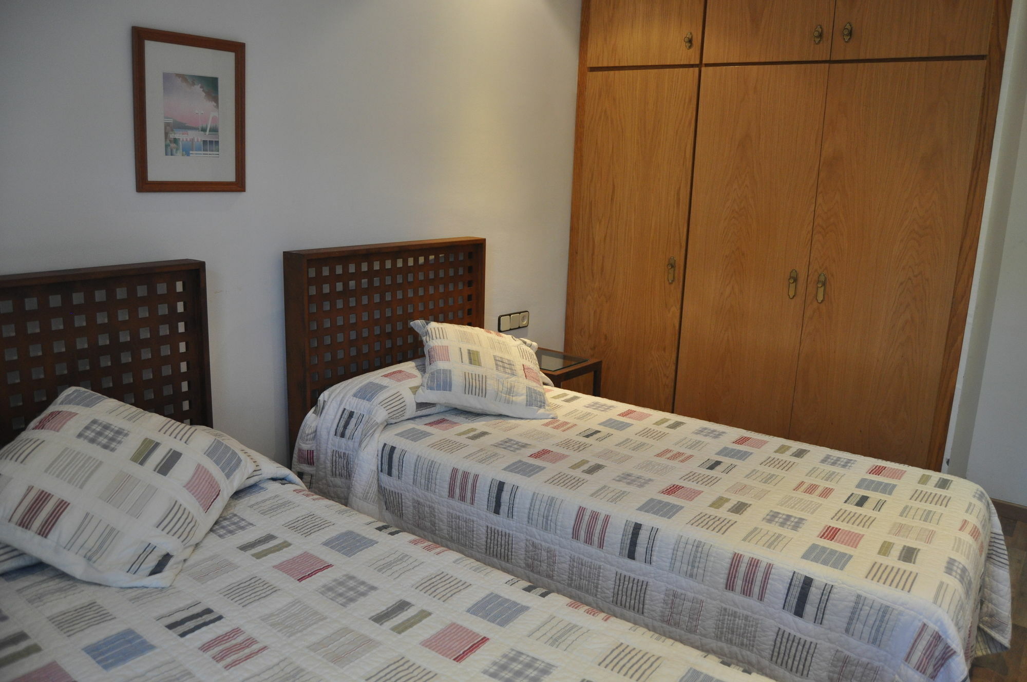 Girona Apartments Экстерьер фото